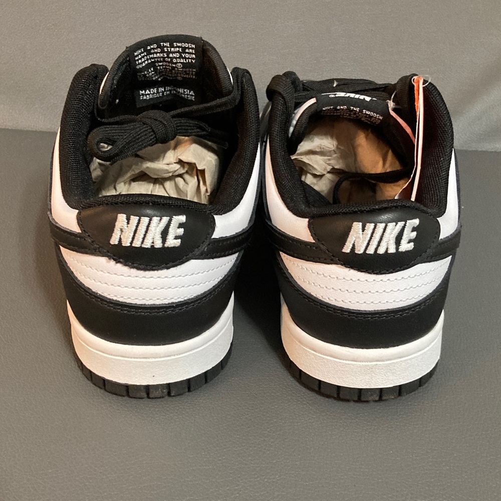 Nike Dunk Low Retro Black White “Pandas” mens 8 - Picture 4 of 7